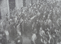 Brazos en alto con el saludo fascista, al paso del féretro de Ramón de Carranza, en 1937