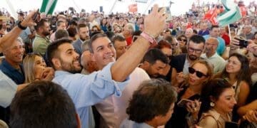 Imagen del mitin de Pedro Sánchez en La Rinconada | PSOE